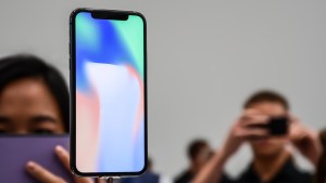 apple_iphone_x_front_1_0
