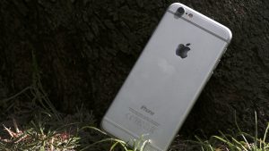 Revisión del Apple iPhone 6: vista trasera